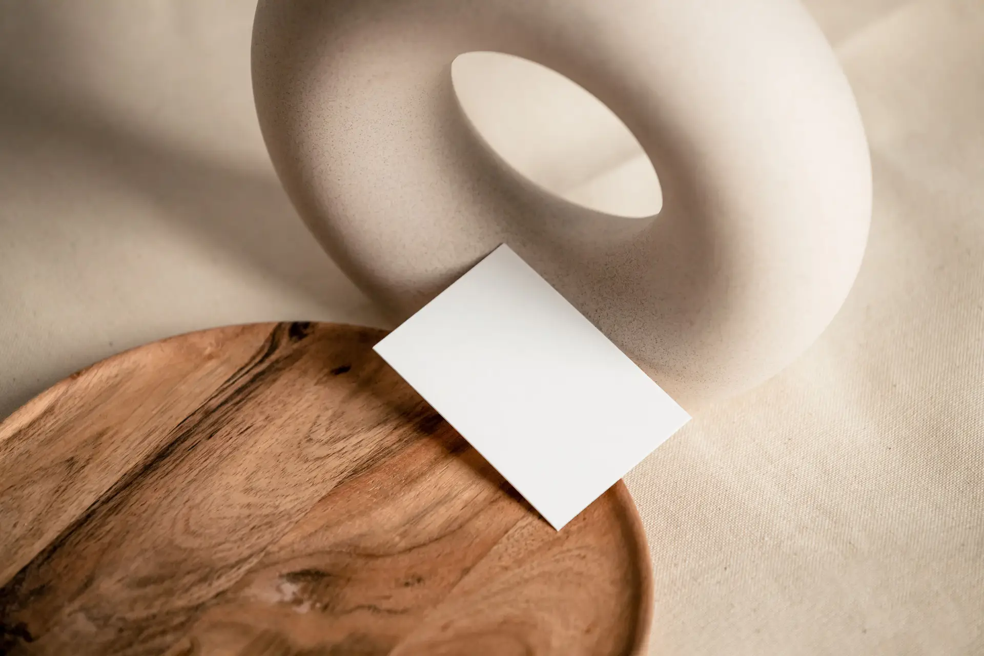 Satin Glow Lamp